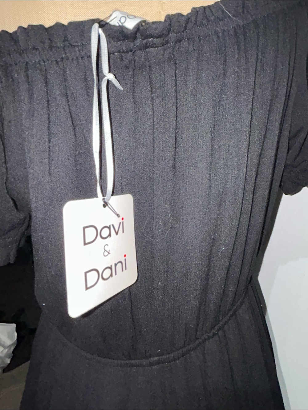 DAVI & DANI Black Maxi Peasant Dress with Short Sleeves - Picture 2 of 7
